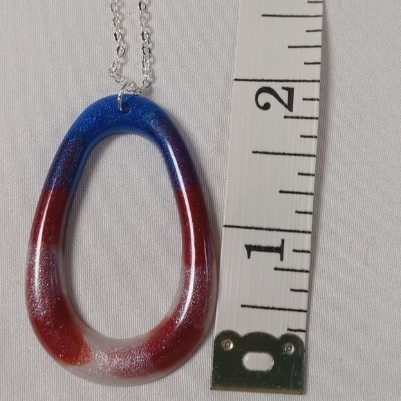 CLEARANCE Red white blue resin oval necklace with silver toned 13 inch chain - Picture 5 of 6